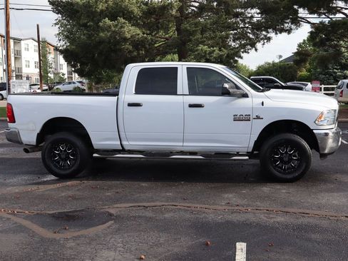 Used 2016 RAM 2500 Tradesman w/ Chrome Appearance Group AWD/4WD image 3