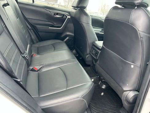Used 2024 Toyota RAV4 XLE Premium AWD/4WD image 29