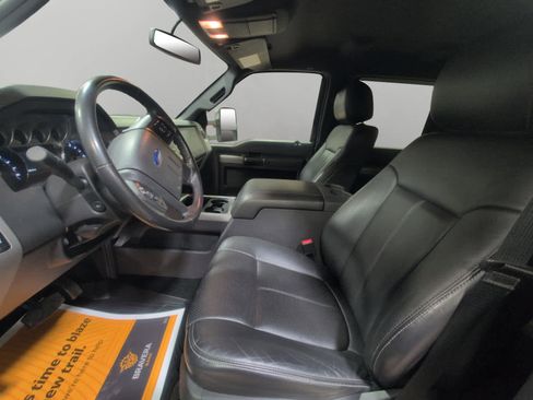 Used 2012 Ford F250 Lariat w/ Chrome Pkg image 9
