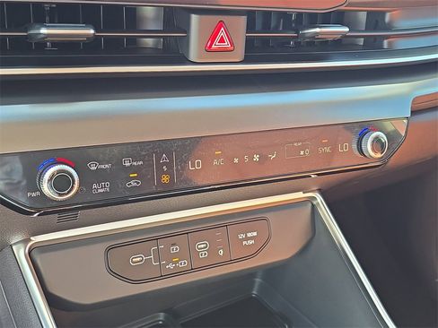 New 2026 Kia Carnival SX Prestige image 29