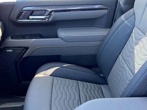 New 2026 Chevrolet Silverado 1500 ZR2 image 22