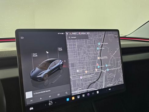 Used 2025 Tesla Model 3 Long Range image 26