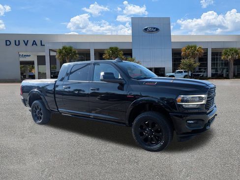 Used 2020 RAM 3500 Laramie image 2