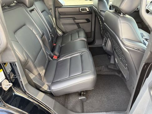 New 2025 Ford Bronco Badlands image 36