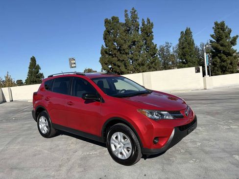 Used 2013 Toyota RAV4 LE image 42