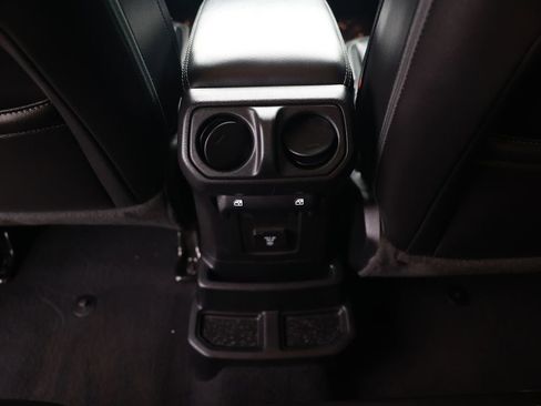 Used 2021 Jeep Wrangler Unlimited Sahara w/ Cold Weather Group AWD/4WD image 35