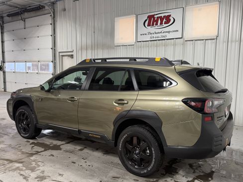 Used 2024 Subaru Outback Wilderness image 17