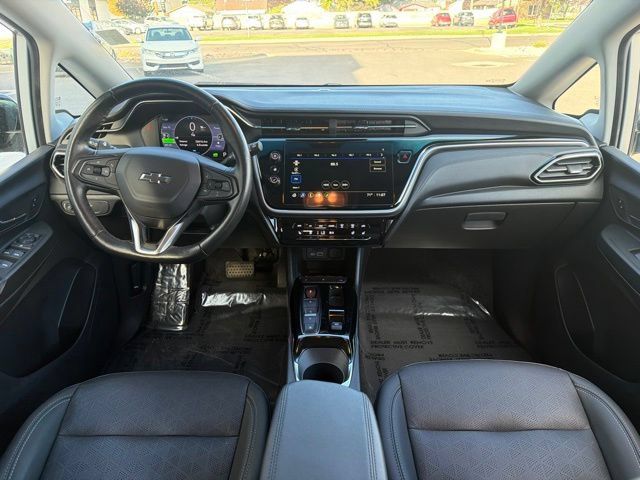 Used 2023 Chevrolet Bolt LT FWD image 14