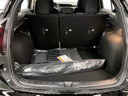 New 2025 Nissan Kicks Play S image 36