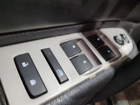 Used 2011 GMC Sierra 1500 SLE w/ Power Tech Package image 36