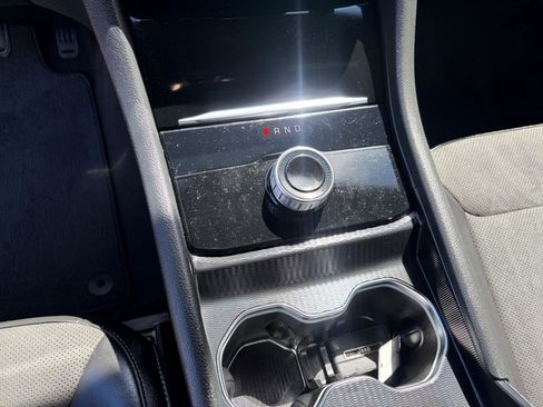 Used 2024 Jeep Grand Cherokee L Laredo image 16