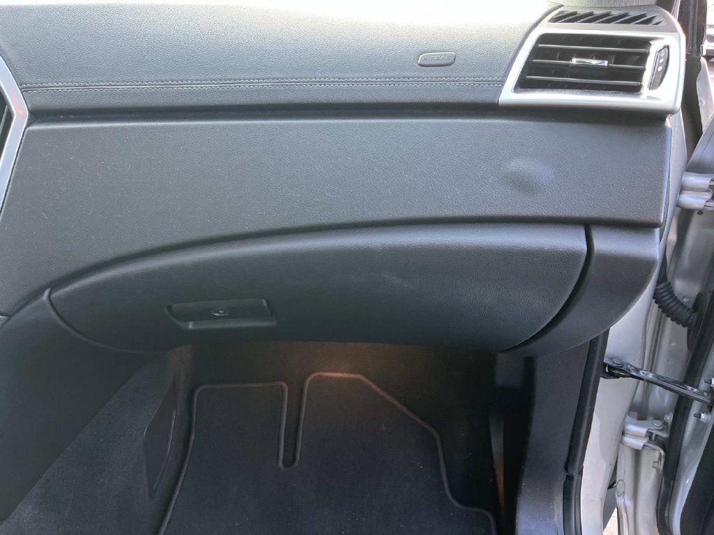 Used 2016 Cadillac SRX Luxury FWD image 27