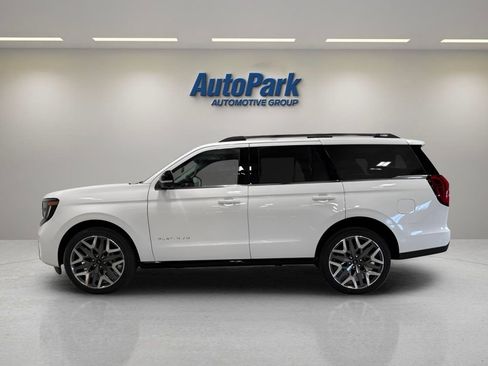 New 2025 Ford Expedition Platinum w/ Platinum Ultimate Package image 4