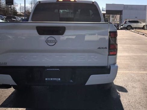 New 2026 Nissan Frontier SV w/ Tow Package AWD/4WD image 7