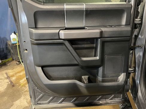 Used 2020 Ford F150 XLT w/ Equipment Group 302A Luxury image 17