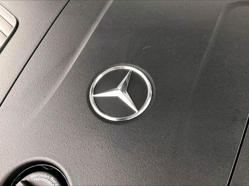 New 2026 Mercedes-Benz GLC 300 image 17