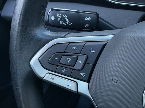 Used 2025 Volkswagen Jetta S image 22