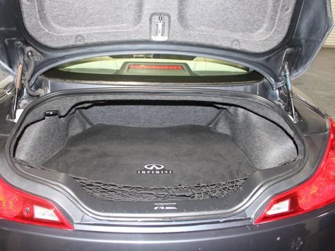 Used 2014 INFINITI Q60 Journey w/ Premium Package image 4