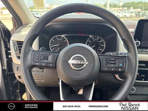 Certified 2023 Nissan Rogue SV FWD image 20