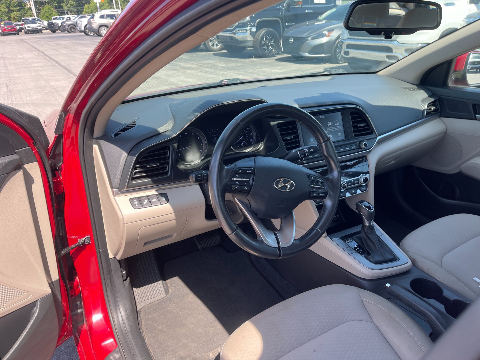 Used 2020 Hyundai Elantra Value Edition FWD image 11