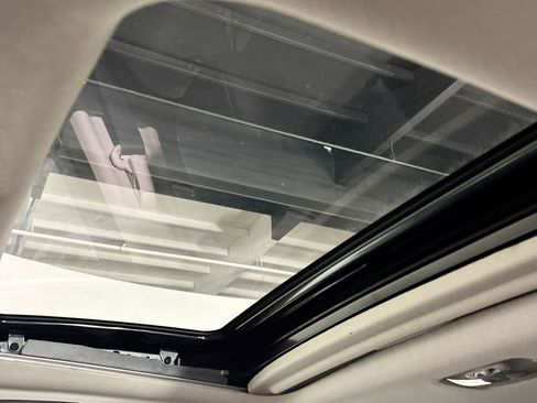 Used 2017 Honda HR-V EX-L image 19