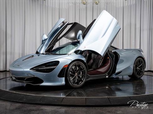 Used 2018 McLaren 720S Luxury RWD image 17