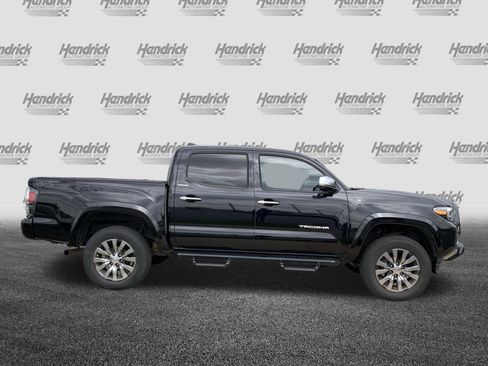 Used 2021 Toyota Tacoma Limited AWD/4WD image 11