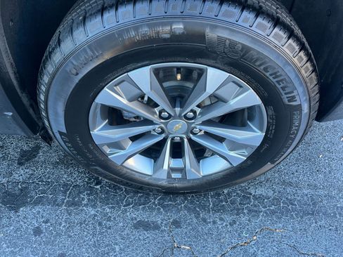 Used 2025 Chevrolet Equinox LT image 23