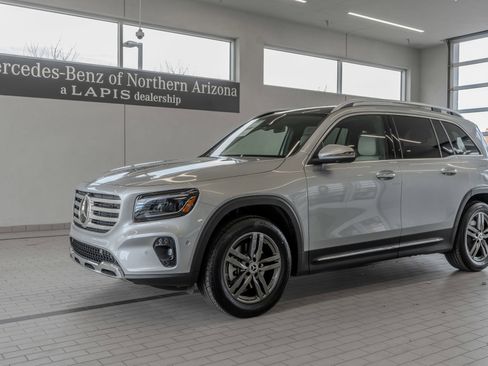 New 2026 Mercedes-Benz GLB 250 4MATIC image 3