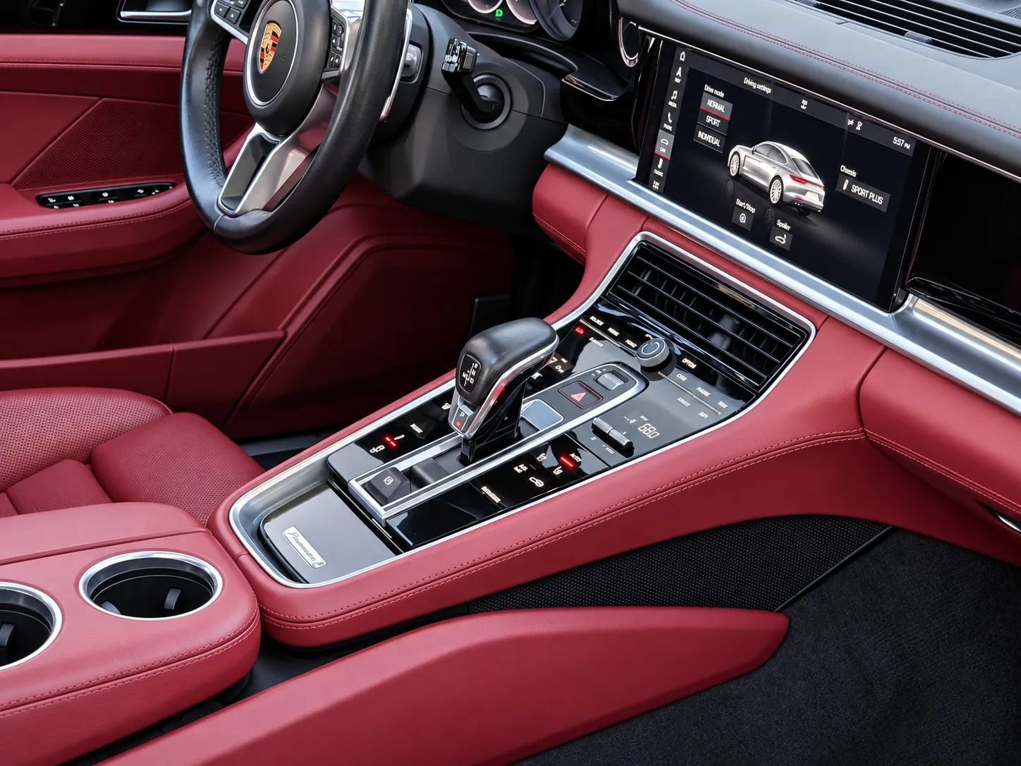 Used 2019 Porsche Panamera 4 AWD/4WD image 24