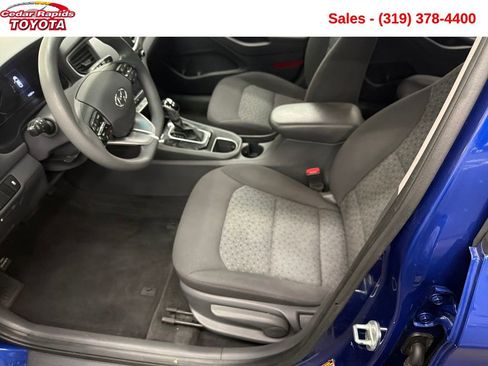 Used 2019 Hyundai Ioniq Blue image 10