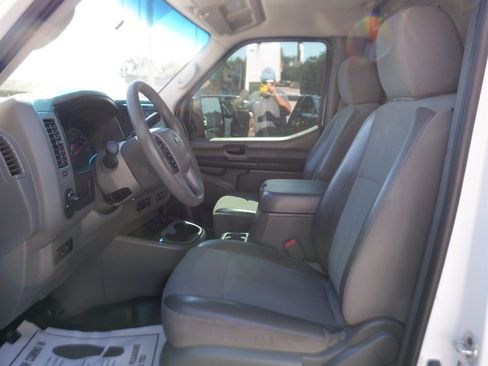 Used 2021 Nissan NV 2500 SV w/ Navigation Package image 12