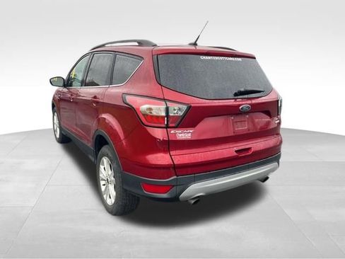 Used 2018 Ford Escape SE FWD image 5