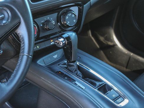 Used 2022 Honda HR-V Sport image 21