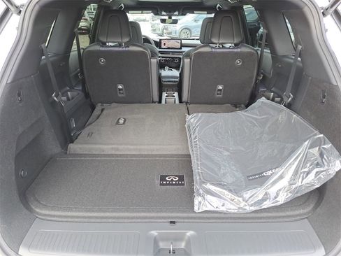 Certified 2026 INFINITI QX60 Sport w/ Dark Cargo Package image 17