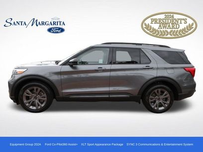 Certified 2022 Ford Explorer XLT w/ Equipment Group 202A