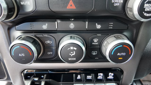 Used 2019 RAM 1500 Big Horn AWD/4WD image 17