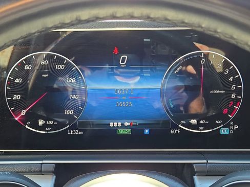 Used 2024 Mercedes-Benz GLE 450e 4MATIC image 20