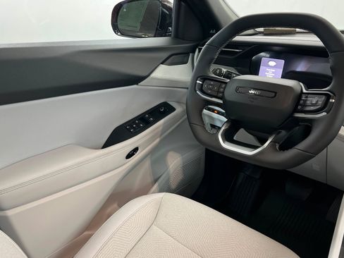 New 2026 Jeep Cherokee Laredo AWD/4WD image 11