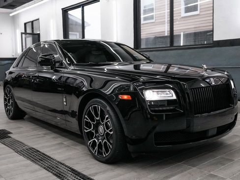 Used 2011 Rolls-Royce Ghost image 3