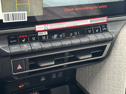New 2026 Toyota Camry XLE AWD/4WD image 28
