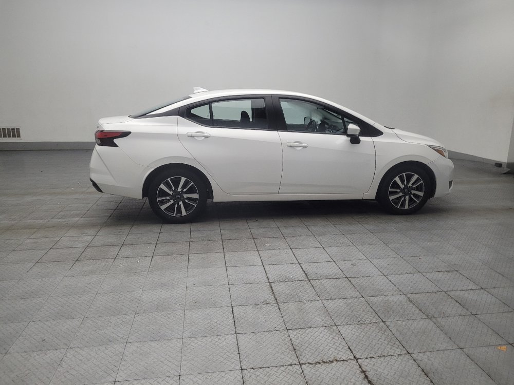 Used 2024 Nissan Versa SV FWD image 10