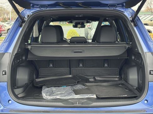 Certified 2025 Subaru Forester Touring AWD/4WD image 12