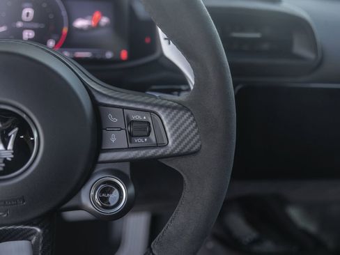 Used 2024 Maserati MC20 Coupe RWD image 39