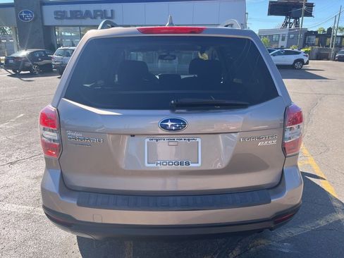 Used 2016 Subaru Forester 2.5i Premium w/ Popular Package #2 AWD/4WD image 6
