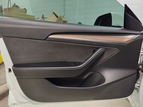 Used 2022 Tesla Model 3 Long Range image 21