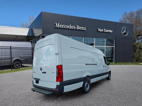 New 2026 Mercedes-Benz Sprinter 2500 image 3