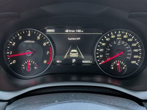 Used 2020 Kia Stinger GT1 AWD/4WD image 18