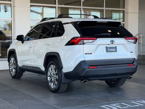 Certified 2022 Toyota RAV4 XLE Premium FWD image 9