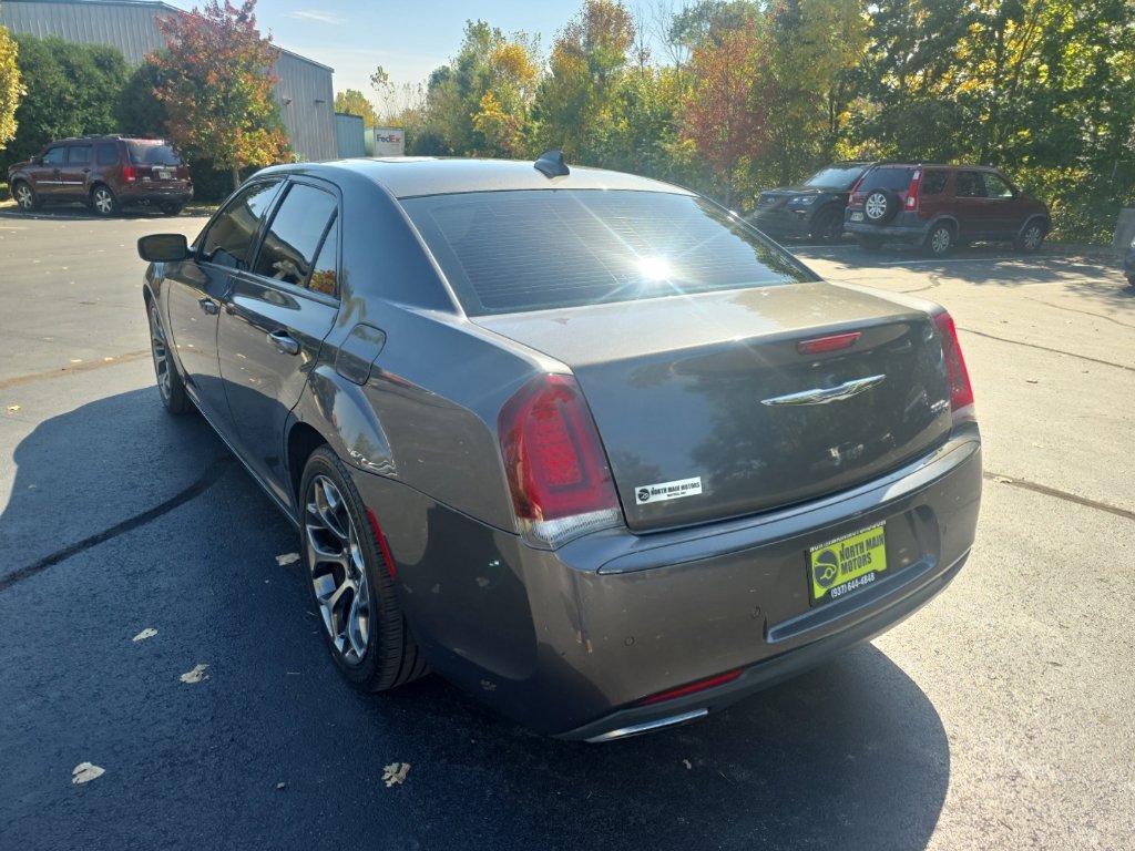 Used 2016 Chrysler 300 S w/ 300S Premium Group RWD image 5